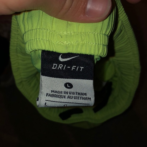 Nike shorts - Picture 3 of 3